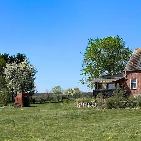 Vierseitenhof Hasenfelde - Feldblick 아파트